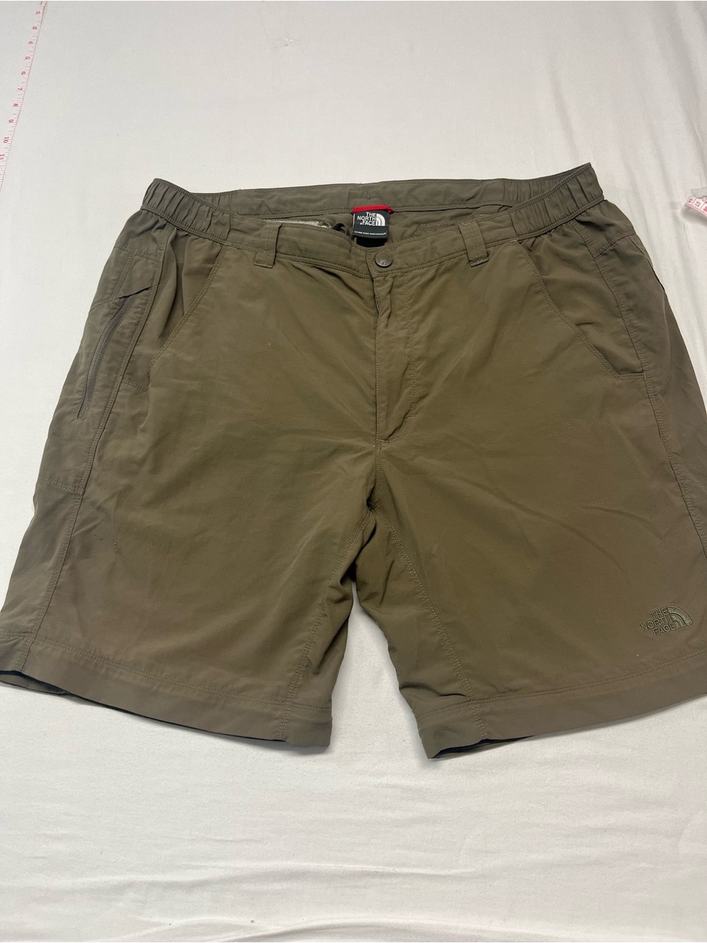 The North Face Men's Olive Green Hybrid Trail Shorts multi pockets outdoors 1485
